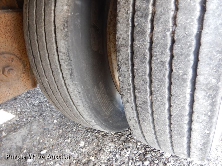 image for item LJ9821 2014 Fontaine Renegade LX40  lowboy equipment trailer