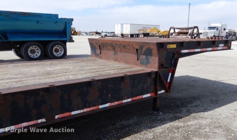 image for item LJ9822 2006 Ledwell LW48 HT2-10-PB  drop deck equipment trailer