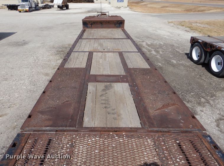 image for item LJ9822 2006 Ledwell LW48 HT2-10-PB  drop deck equipment trailer