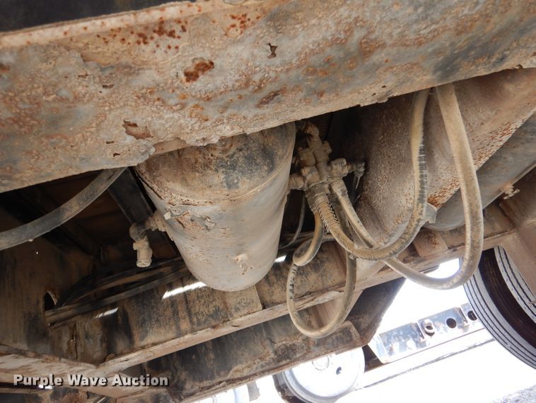 image for item LJ9822 2006 Ledwell LW48 HT2-10-PB  drop deck equipment trailer