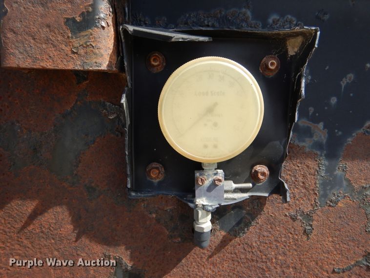 image for item LJ9822 2006 Ledwell LW48 HT2-10-PB  drop deck equipment trailer