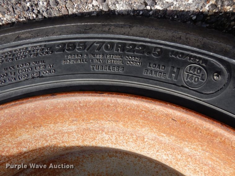 image for item LJ9822 2006 Ledwell LW48 HT2-10-PB  drop deck equipment trailer