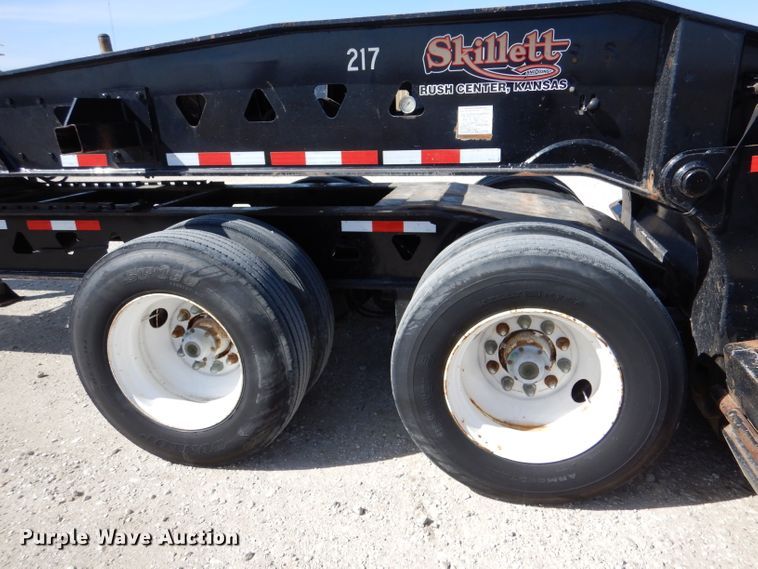 image for item LJ9828 1996 Trail King 130  lowboy equipment trailer