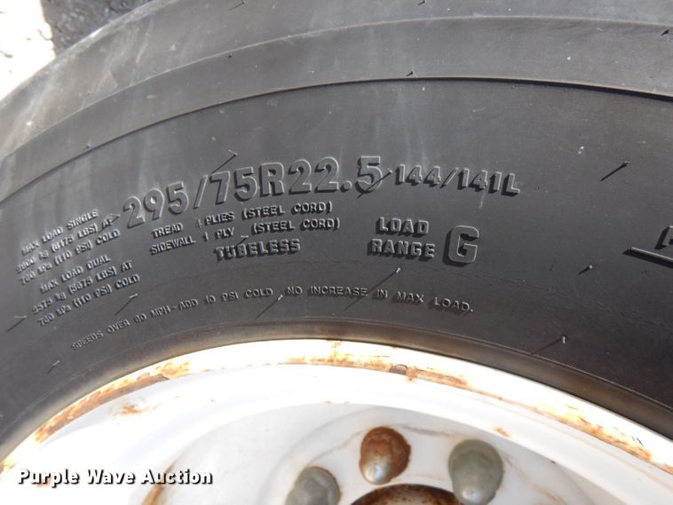 image for item LJ9828 1996 Trail King 130  lowboy equipment trailer