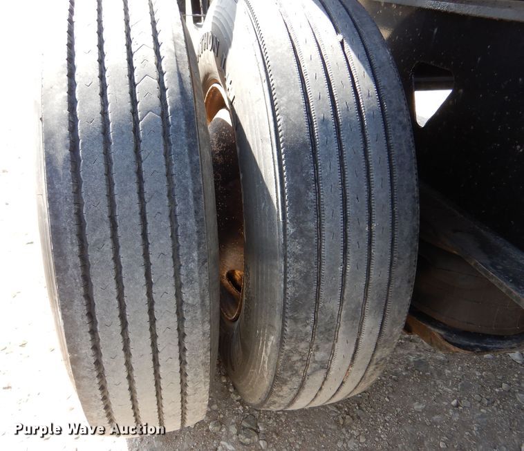 image for item LJ9828 1996 Trail King 130  lowboy equipment trailer