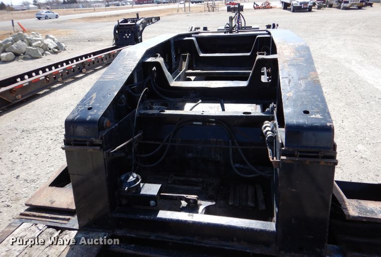 image for item LJ9828 1996 Trail King 130  lowboy equipment trailer