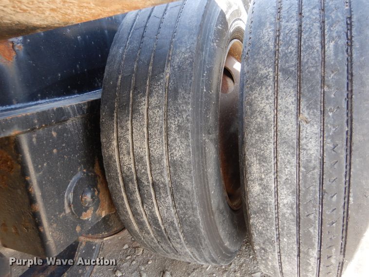 image for item LJ9828 1996 Trail King 130  lowboy equipment trailer