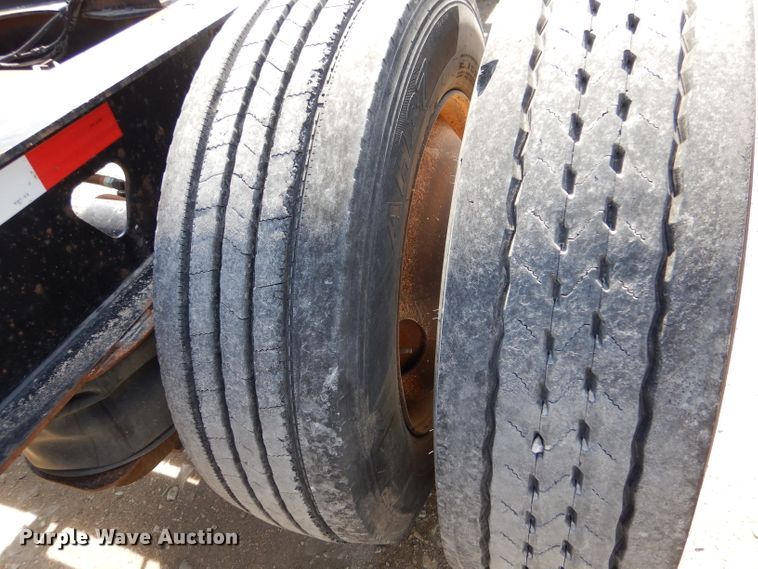 image for item LJ9828 1996 Trail King 130  lowboy equipment trailer