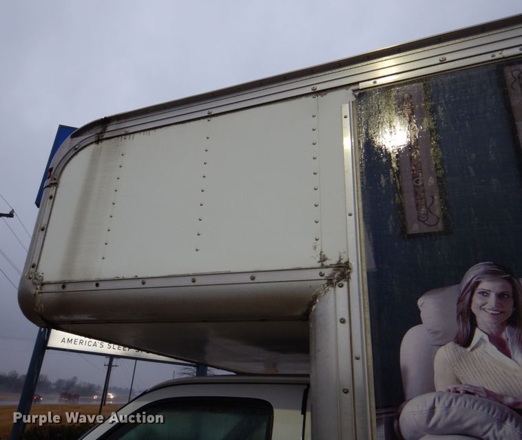 image for item DH8218 2008 Chevrolet Express 3500  box truck