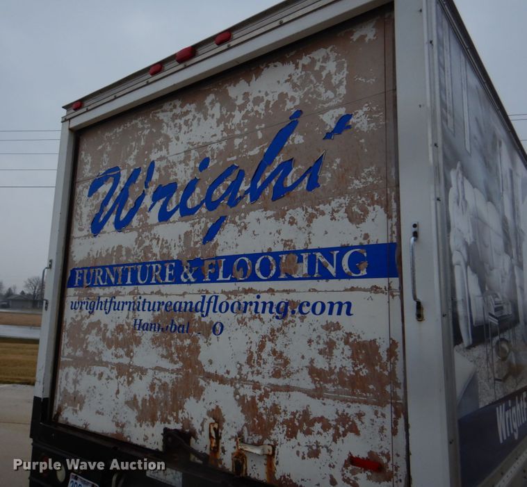 image for item DH8218 2008 Chevrolet Express 3500  box truck