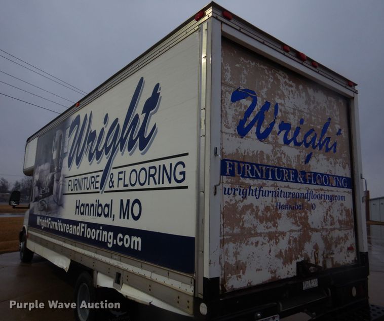 image for item DH8218 2008 Chevrolet Express 3500  box truck