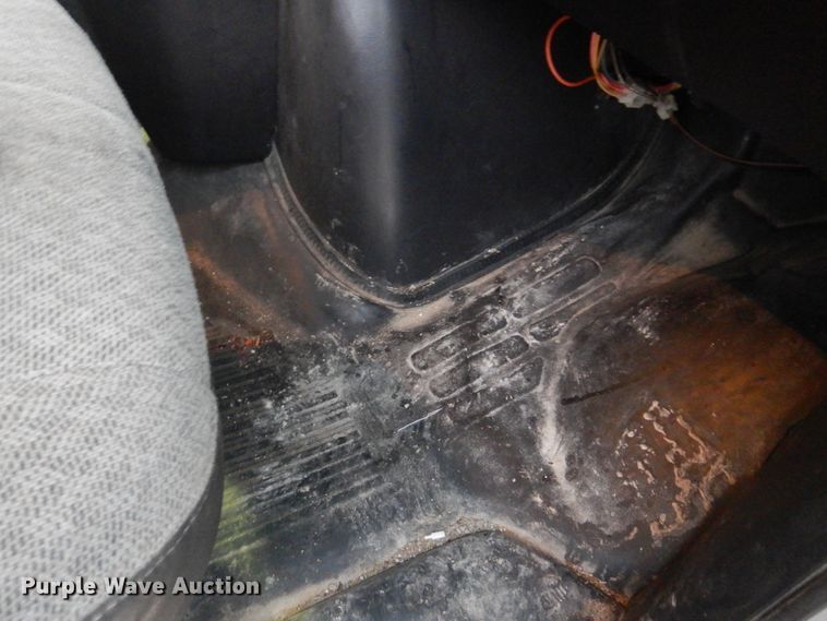 image for item DH8218 2008 Chevrolet Express 3500  box truck