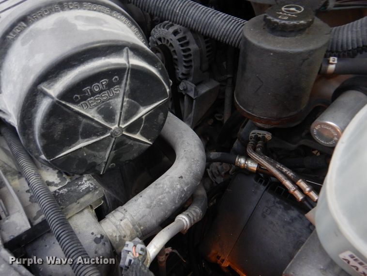 image for item DH8218 2008 Chevrolet Express 3500  box truck