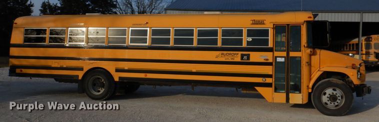 image for item DH8245 2003 Freightliner FS65  school bus