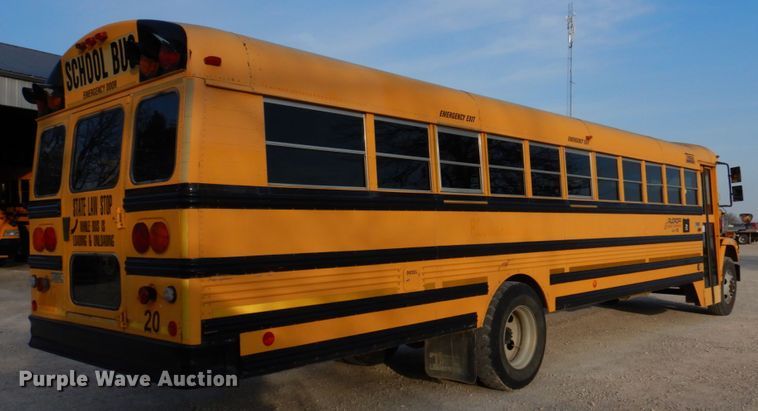 image for item DH8245 2003 Freightliner FS65  school bus