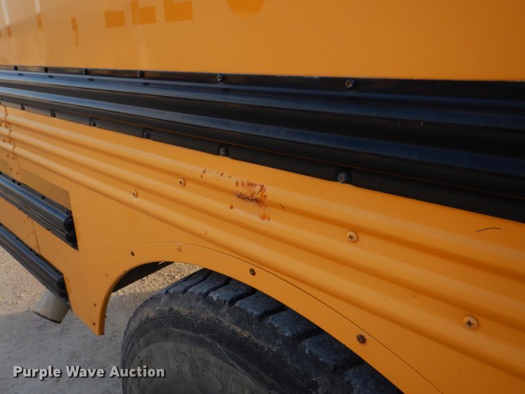 image for item DH8245 2003 Freightliner FS65  school bus