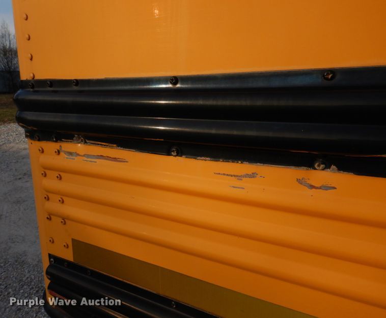 image for item DH8245 2003 Freightliner FS65  school bus