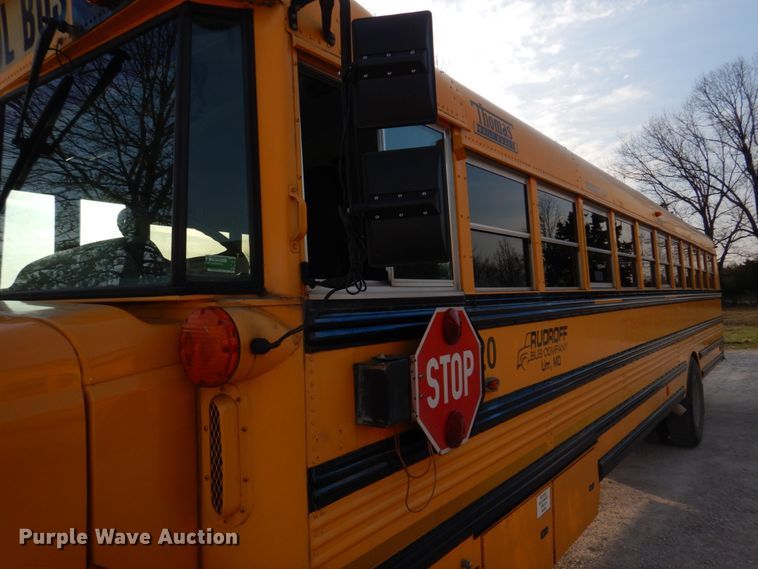 image for item DH8245 2003 Freightliner FS65  school bus