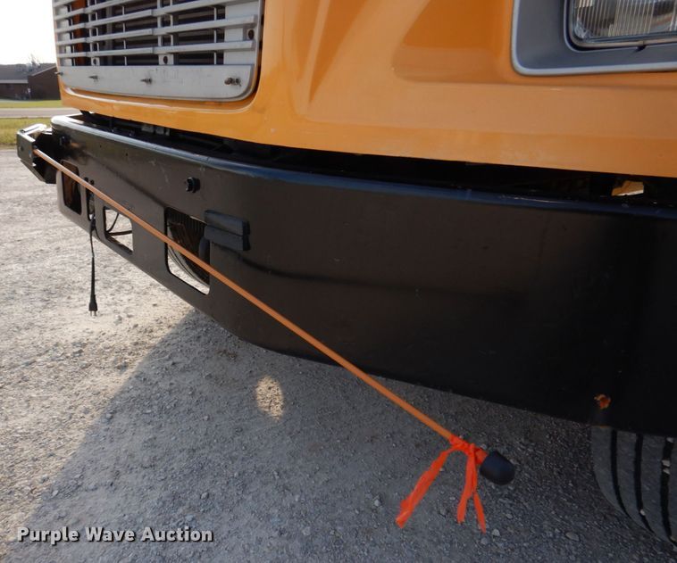 image for item DH8245 2003 Freightliner FS65  school bus