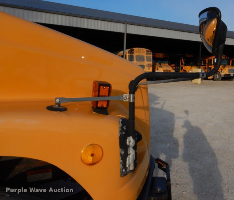 image for item DH8245 2003 Freightliner FS65  school bus