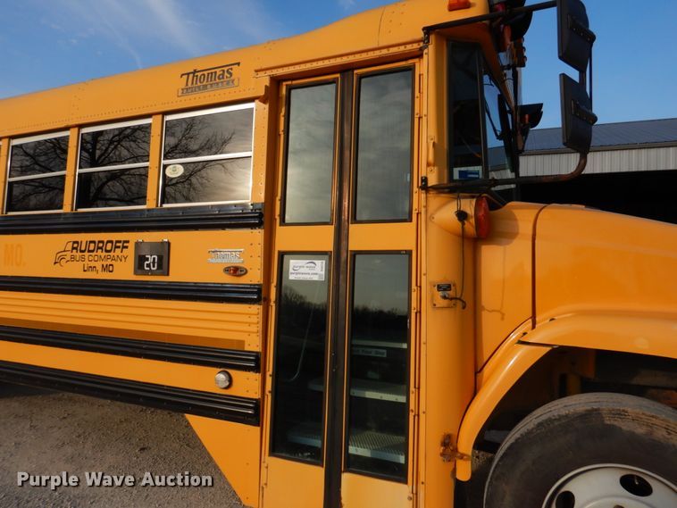 image for item DH8245 2003 Freightliner FS65  school bus