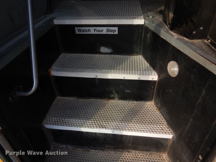 image for item DH8245 2003 Freightliner FS65  school bus