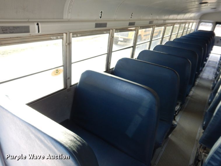 image for item DH8245 2003 Freightliner FS65  school bus