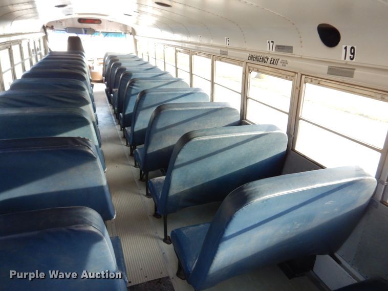 image for item DH8245 2003 Freightliner FS65  school bus