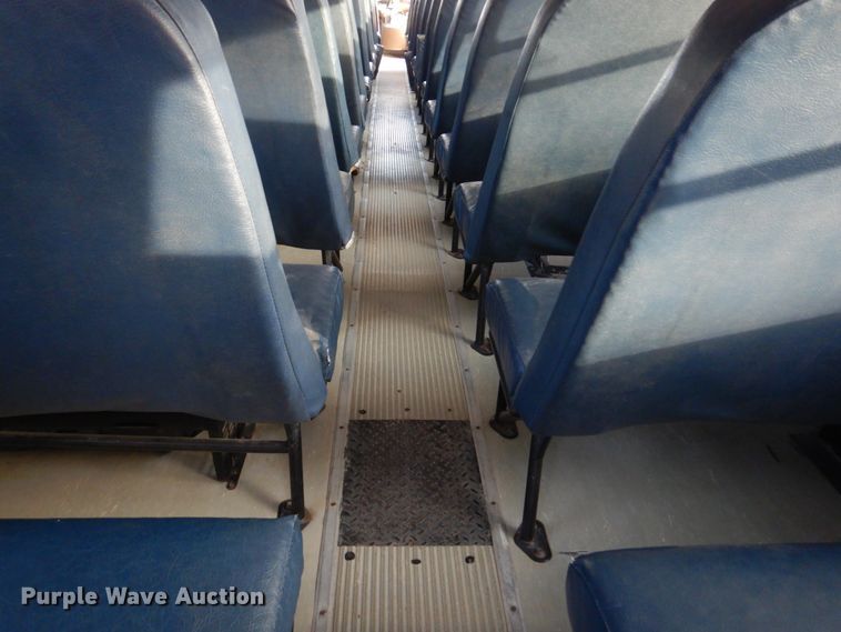 image for item DH8245 2003 Freightliner FS65  school bus