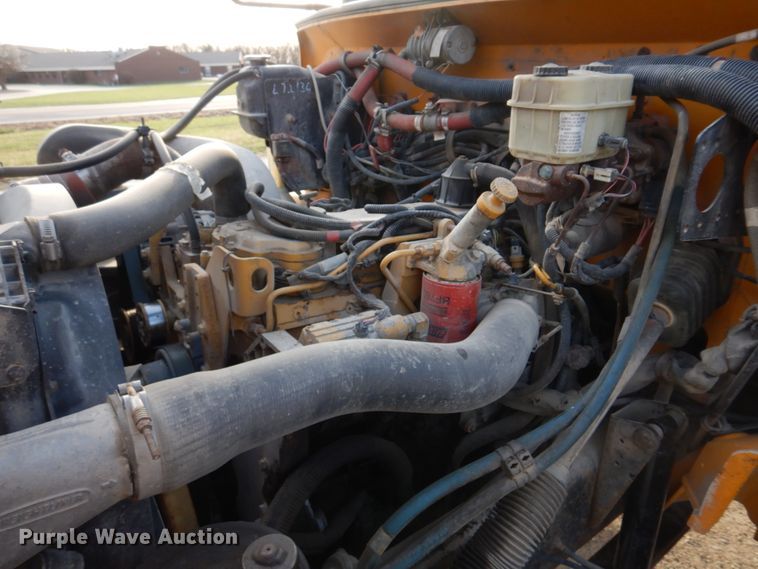 image for item DH8245 2003 Freightliner FS65  school bus