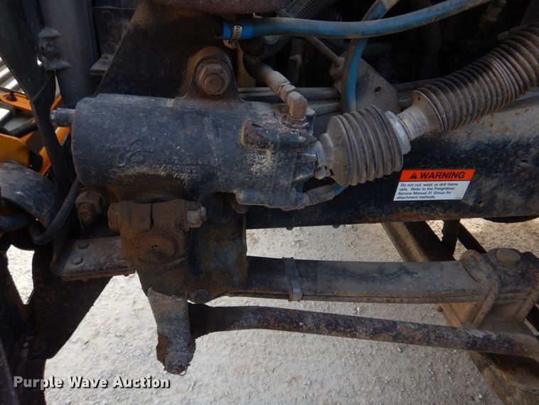 image for item DH8245 2003 Freightliner FS65  school bus