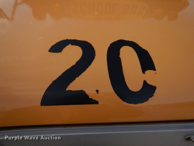 image for item DH8245 2003 Freightliner FS65  school bus