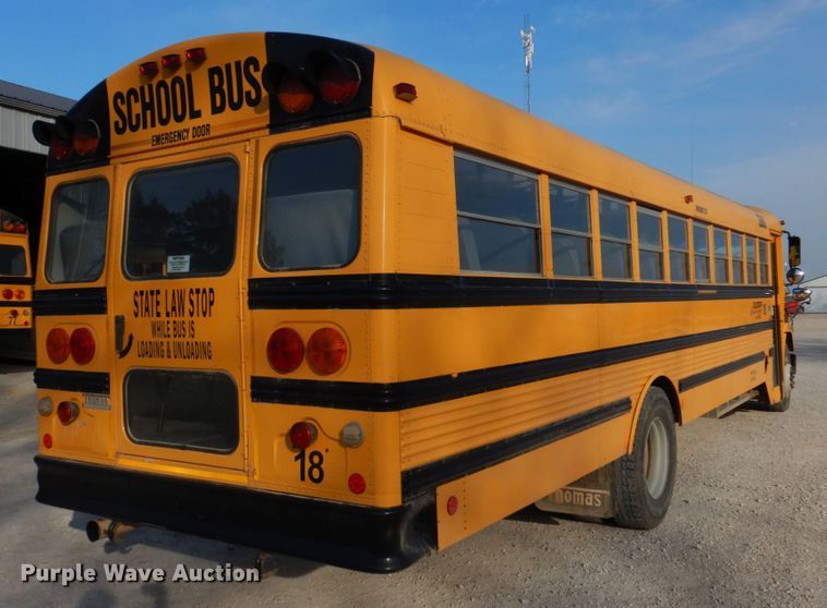 image for item DH8246 2001 Freightliner FS65  school bus