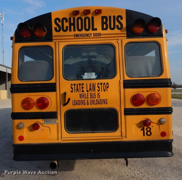 image for item DH8246 2001 Freightliner FS65  school bus