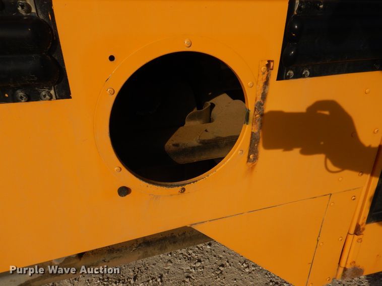 image for item DH8246 2001 Freightliner FS65  school bus