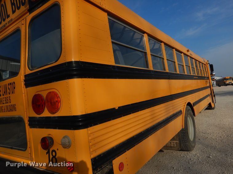 image for item DH8246 2001 Freightliner FS65  school bus