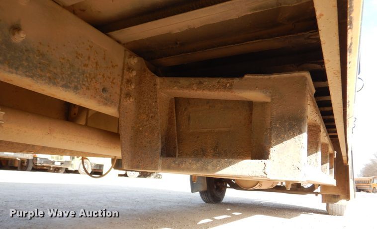 image for item DH8246 2001 Freightliner FS65  school bus