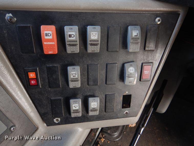 image for item DH8246 2001 Freightliner FS65  school bus