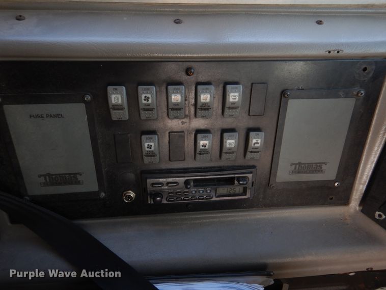 image for item DH8246 2001 Freightliner FS65  school bus