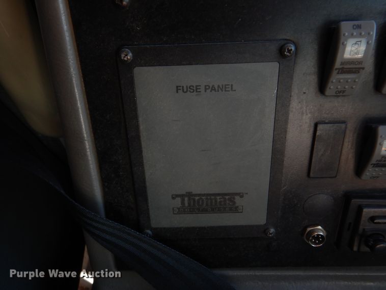 image for item DH8246 2001 Freightliner FS65  school bus