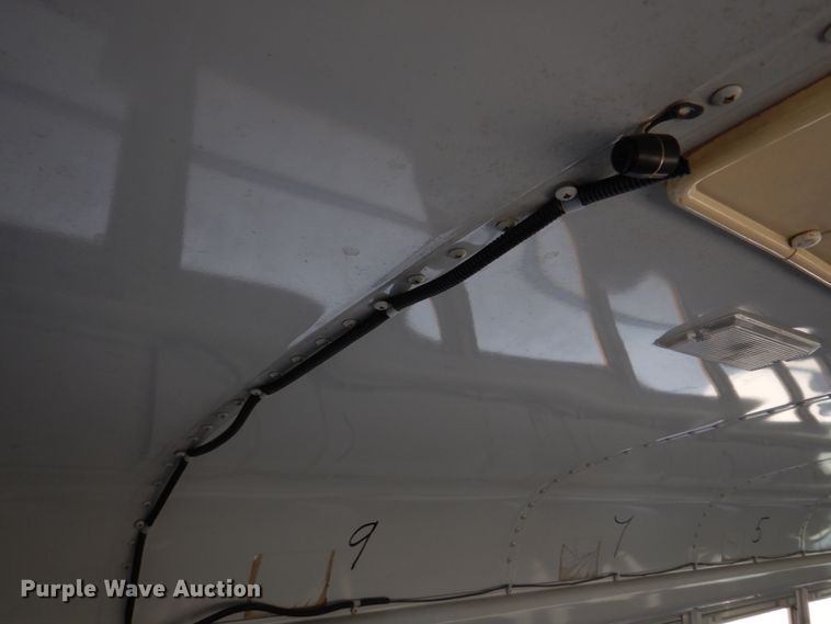 image for item DH8246 2001 Freightliner FS65  school bus