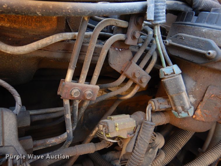 image for item DH8246 2001 Freightliner FS65  school bus