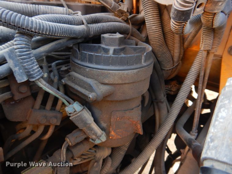 image for item DH8246 2001 Freightliner FS65  school bus