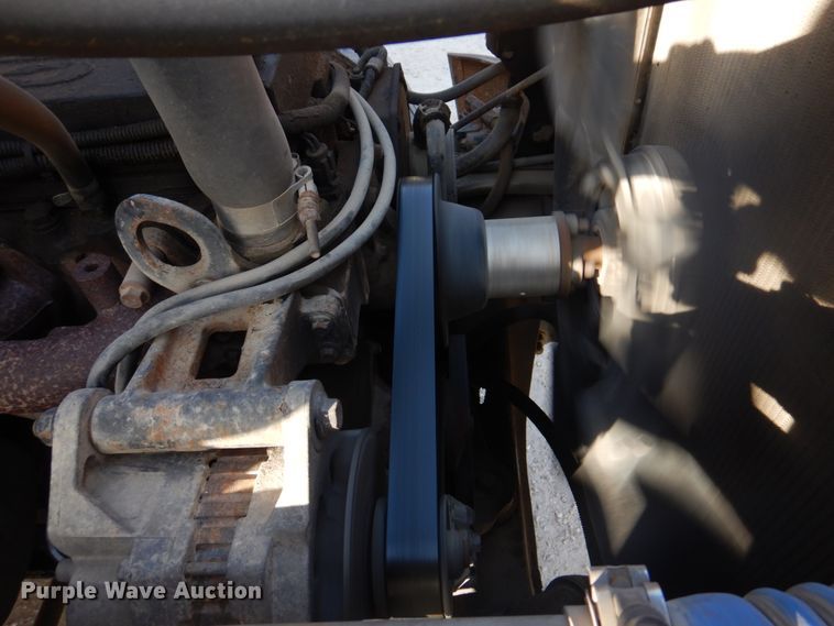 image for item DH8246 2001 Freightliner FS65  school bus