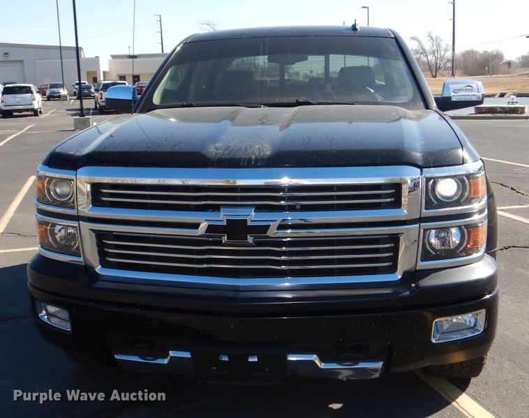 image for item DH8940 2014 Chevrolet Silverado 1500 High Country  Crew Cab pickup truck