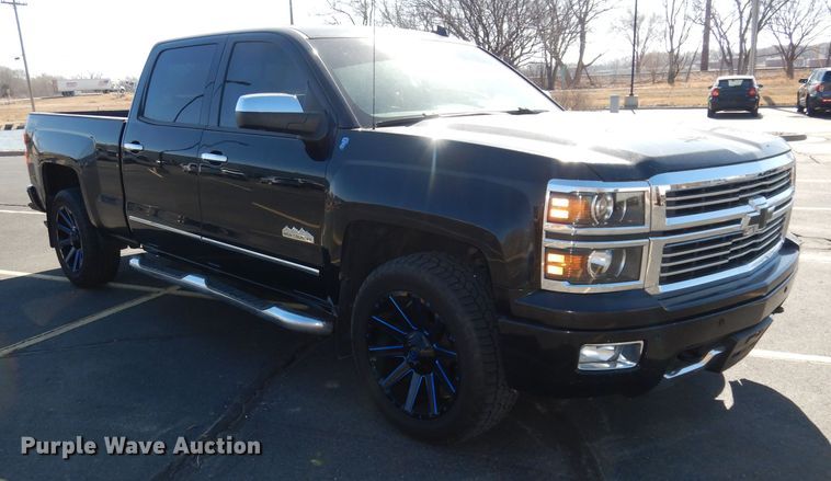 image for item DH8940 2014 Chevrolet Silverado 1500 High Country  Crew Cab pickup truck