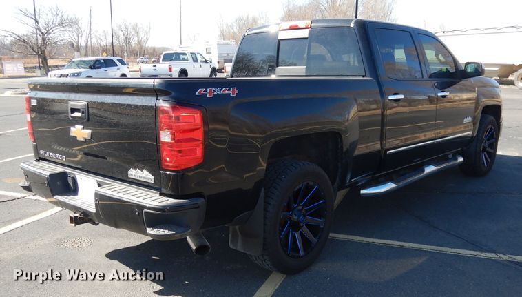 image for item DH8940 2014 Chevrolet Silverado 1500 High Country  Crew Cab pickup truck