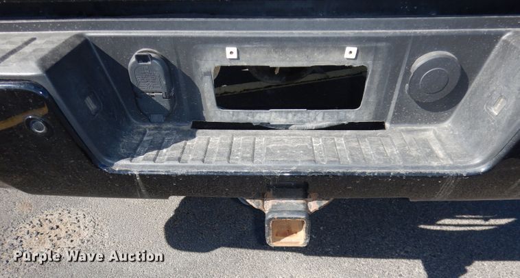 image for item DH8940 2014 Chevrolet Silverado 1500 High Country  Crew Cab pickup truck
