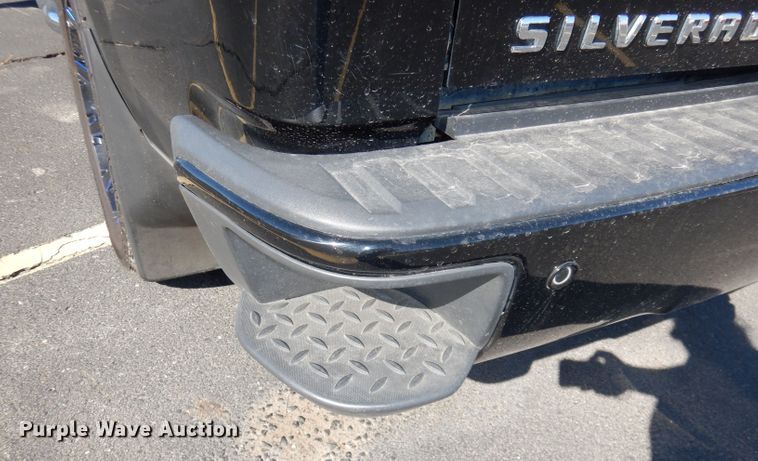 image for item DH8940 2014 Chevrolet Silverado 1500 High Country  Crew Cab pickup truck