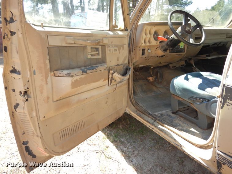 image for item DI8644 1989 GMC Jimmy  SUV